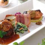 朝食／メインプレート一例 / 1