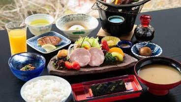 食事・飲み物 / 6