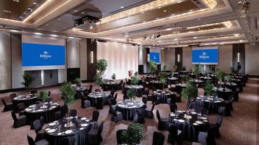 ボールルーム② / 24