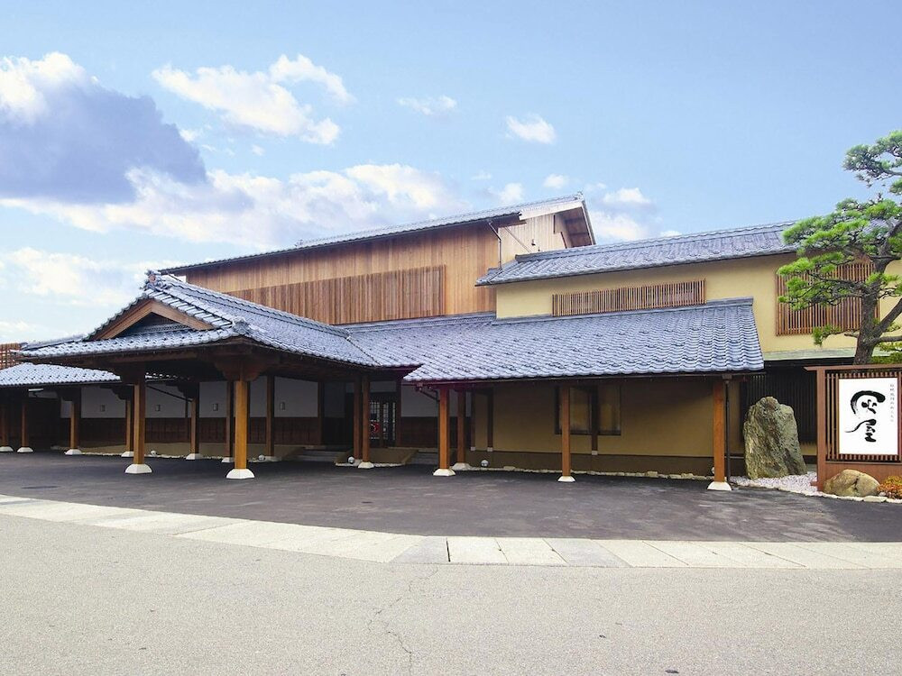 庭園付き離れで大人旅♪創業100年以上の老舗旅館で上質な時間を4008569