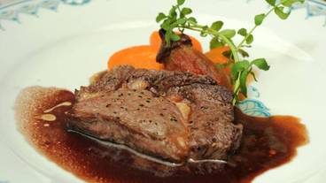 食事・飲み物 / 3