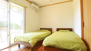 ルーム シングルベッド 2 台 禁煙