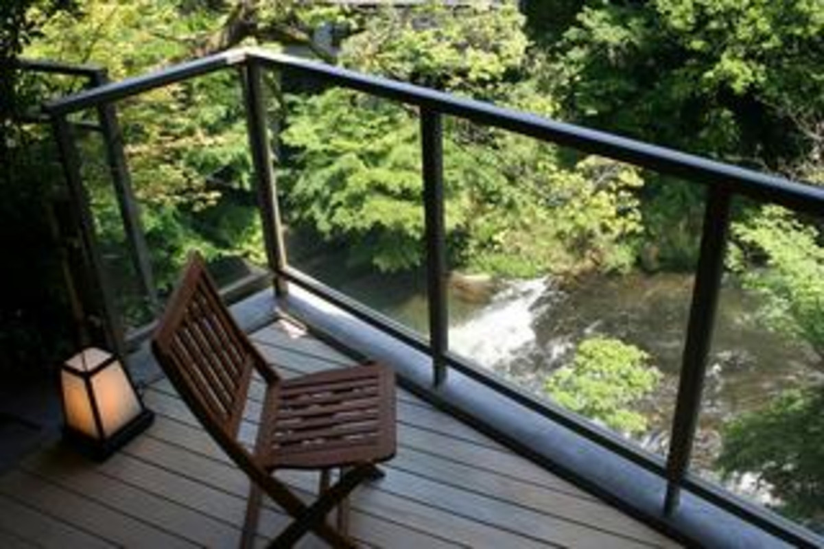 離れ 露天風呂付客室／テラス一例
