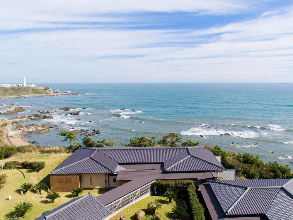 1. 自然に囲まれた贅沢空間「別邸 海と森」3908191