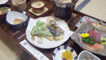 食事・飲み物 / 2