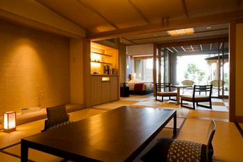 スイートルームで地球の偉大さを感じる3645454