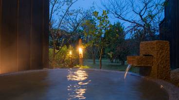 夜の露天風呂 / 3