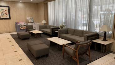 ロビー応接スペース / 3