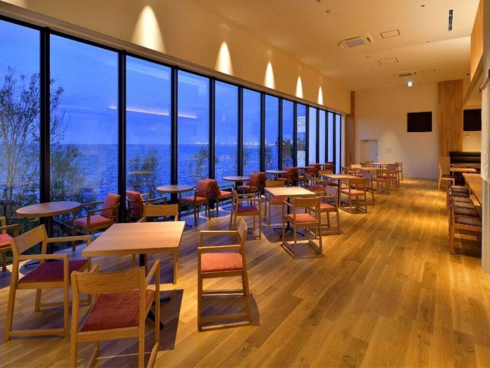 レストラン