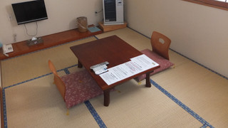 ４人部屋　（２布団、２ベッド）