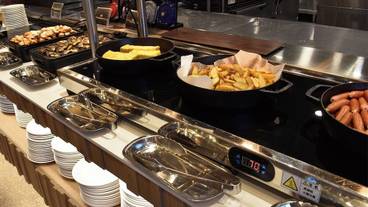 朝食ビュッフェ / 8