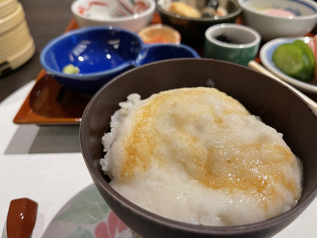 朝食一例 麦とろろご飯