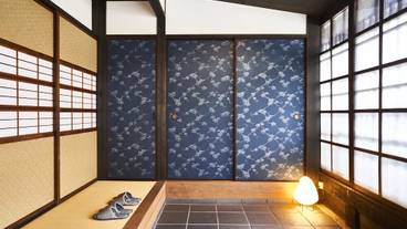 内部エントランス / 2