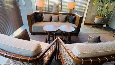 ロビーラウンジ / 1