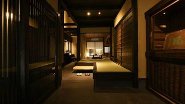 内部エントランス / 3