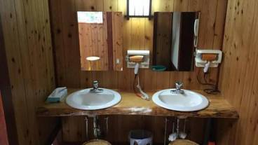 施設内の設備 / 2