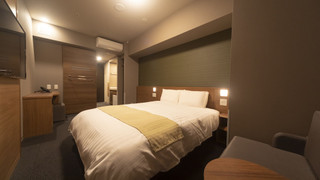 クイーンルーム シャワー付き （禁煙）