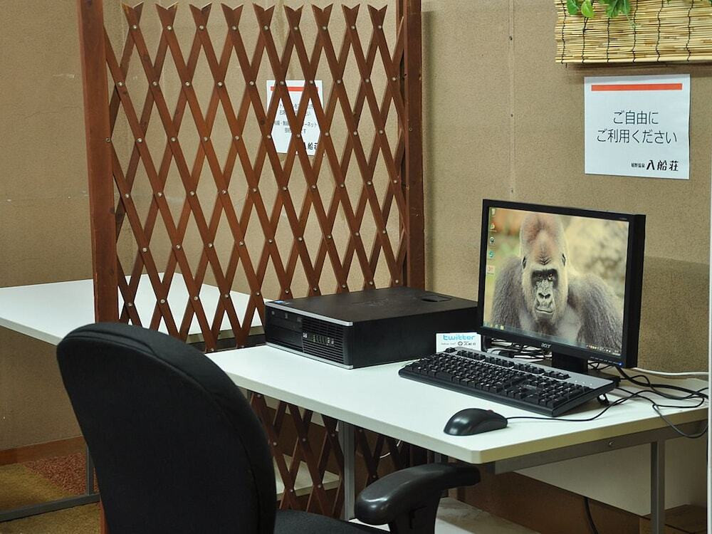 ロビーラウンジ