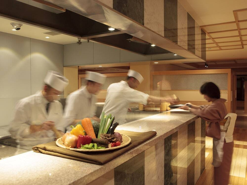 温水プールやゲームコーナーなど館内だけで満喫できる3357708