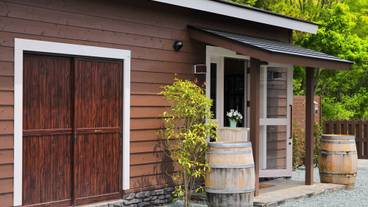 施設の入り口 / 3