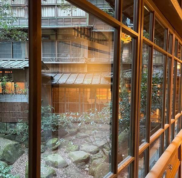 重厚な歴史を感じて
心ときめくチェックイン / 3