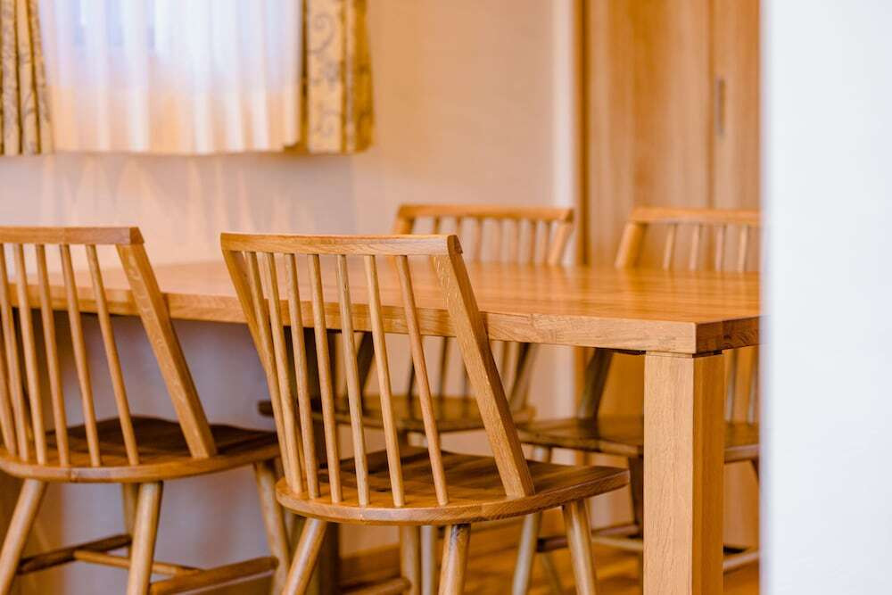 客室内のダイニングエリア