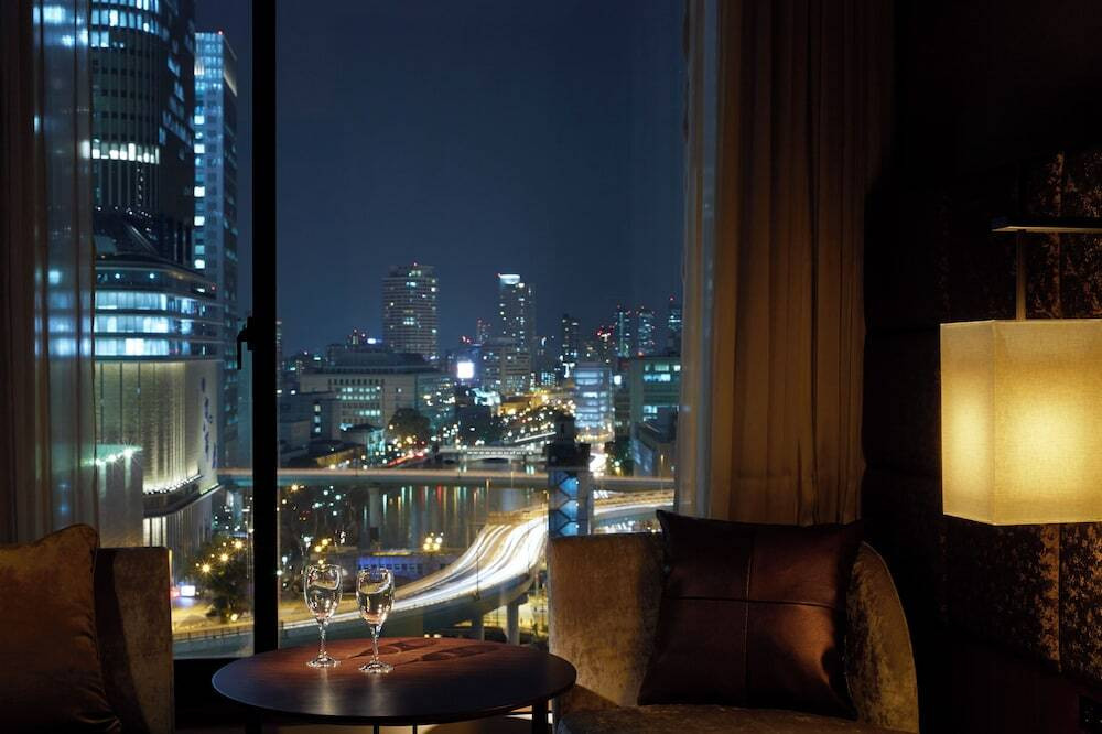 日常を離れ、彼と2人でムード抜群なホテルへ♡4753249