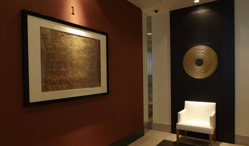 エレベーターホール / 4