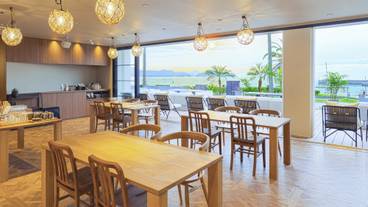 ホテルのレストラン内観 / 8