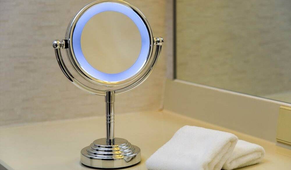 LED付コスメティックミラー / 1