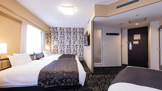 トリプルルーム ベッド (複数台) 禁煙