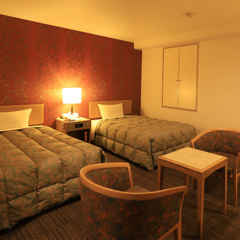 フロントは24時間体制で女性も安心♪広々快適空間でくつろごう4007557