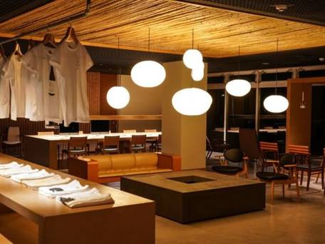 旅籠屋 定山渓商店 / 2