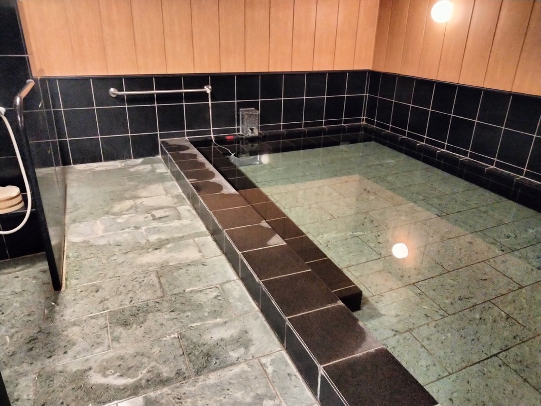 男性のみですが大浴場あり