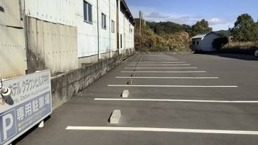 駐車場 / 7