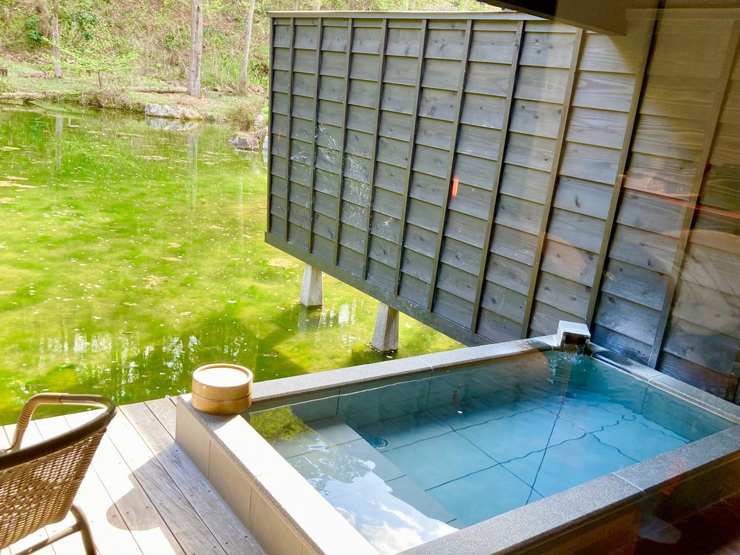 部屋の露天風呂。