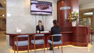 コンシェルジュ デスク / 1