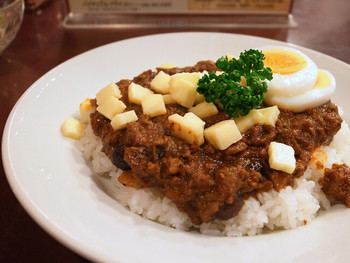 「ベンガル」料理 856472 ドライカレー（辛口）、チーズトッピング