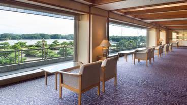 見晴らしロビー / 3