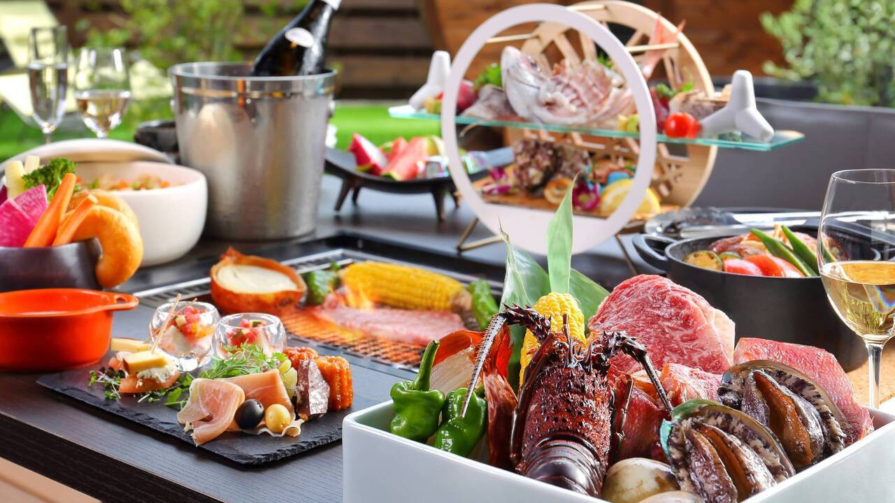 アワビや伊勢海老、お造りまで♡豪華BBQに舌鼓3406554