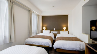 [禁煙] トリプルルーム (24平米/ベッド幅110cm×3台/1-3名利用)