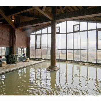 広々大浴場や4つの貸切風呂で温泉を堪能3650452