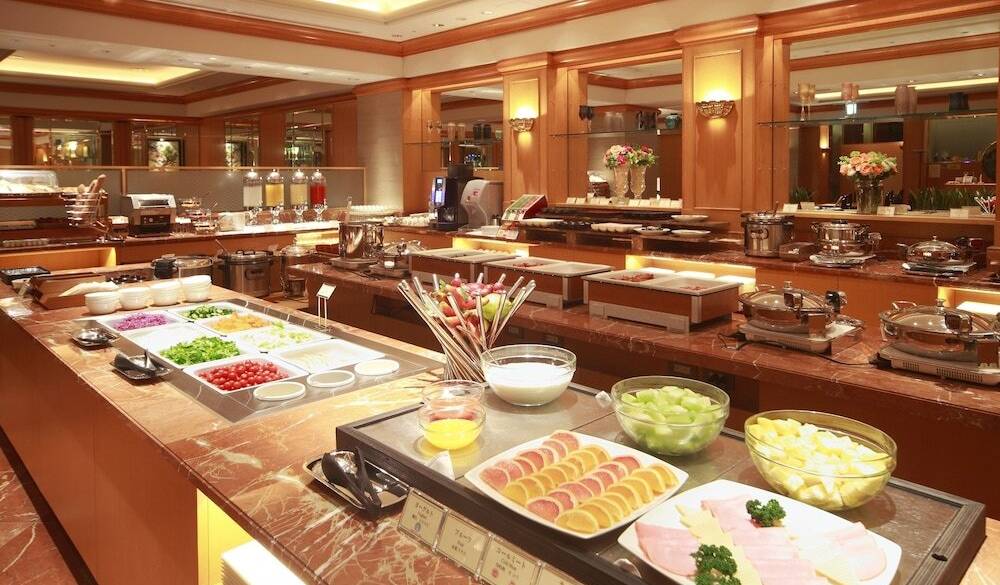 和も洋も楽しめる
ホテルメイドの朝食 / 3