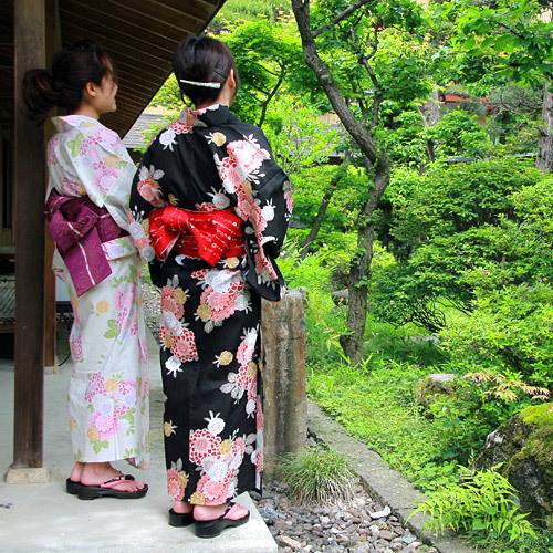 諏訪湖湖畔を散歩
幻想的な夕焼けに感動 / 1