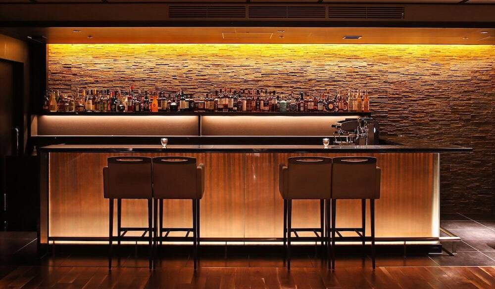 ライトアップが美しい
夜の庭園をお散歩 / 4