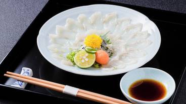 食事・飲み物 / 12