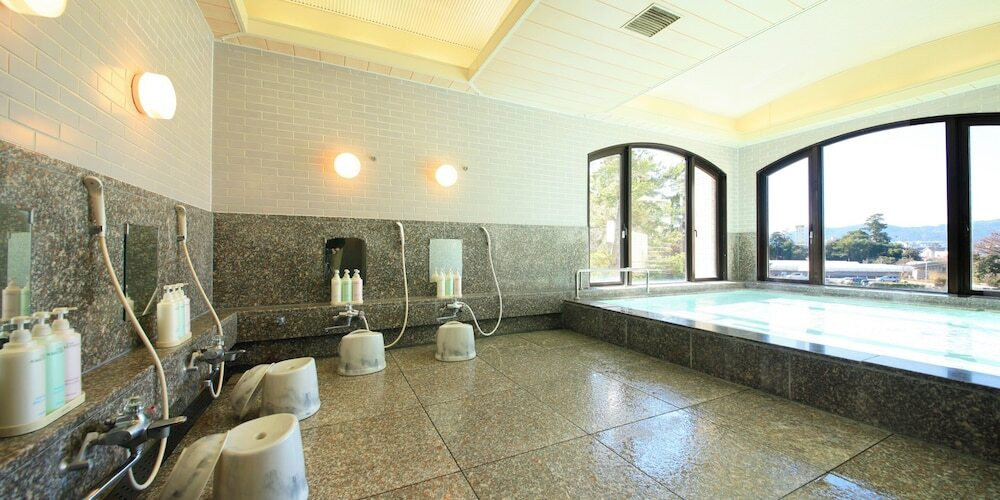 鴨川グランドタワー（カモガワグランドタワー） / 2