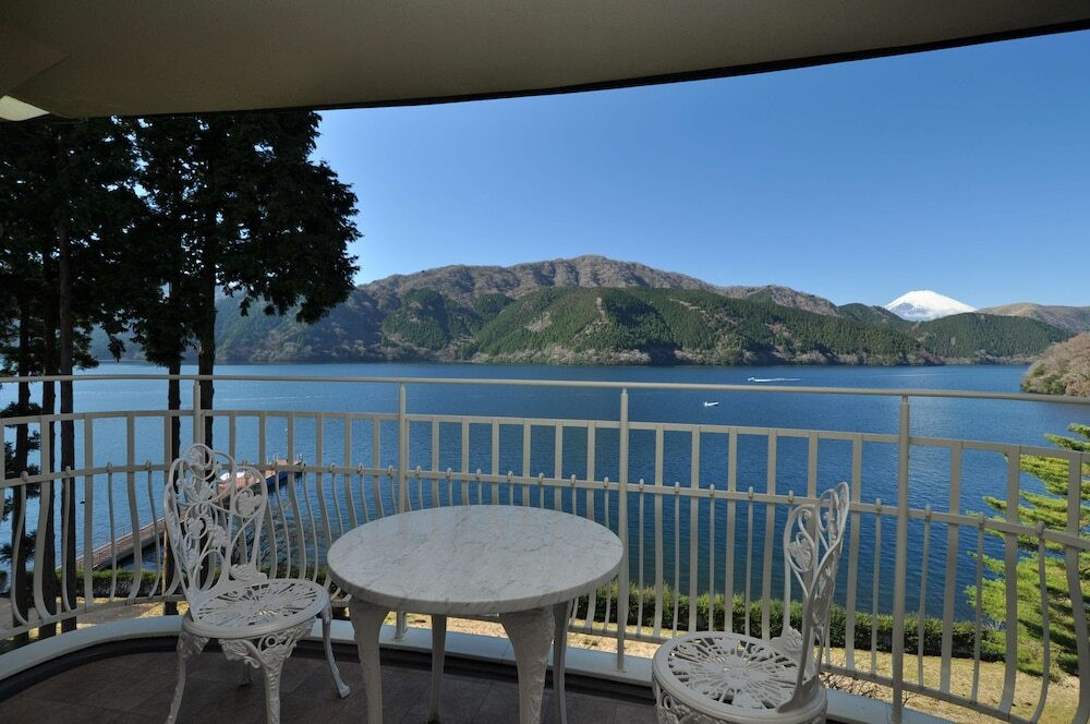 芦ノ湖にパワーをもらえるロケーション4003376