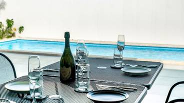 客室内のダイニングエリア / 21