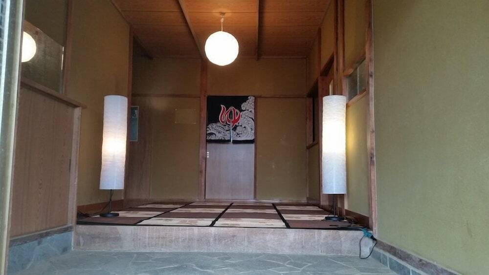 内部エントランス